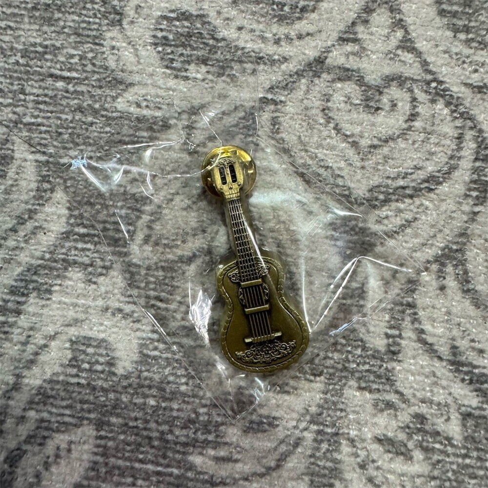 D23 Gold Member 2024 Magic & Mystery Miguel’s Guitar Pin Disney Pixar Coco
